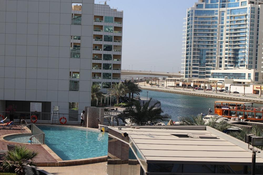 سجنتشر للشقق الفندقية و سبا دبي