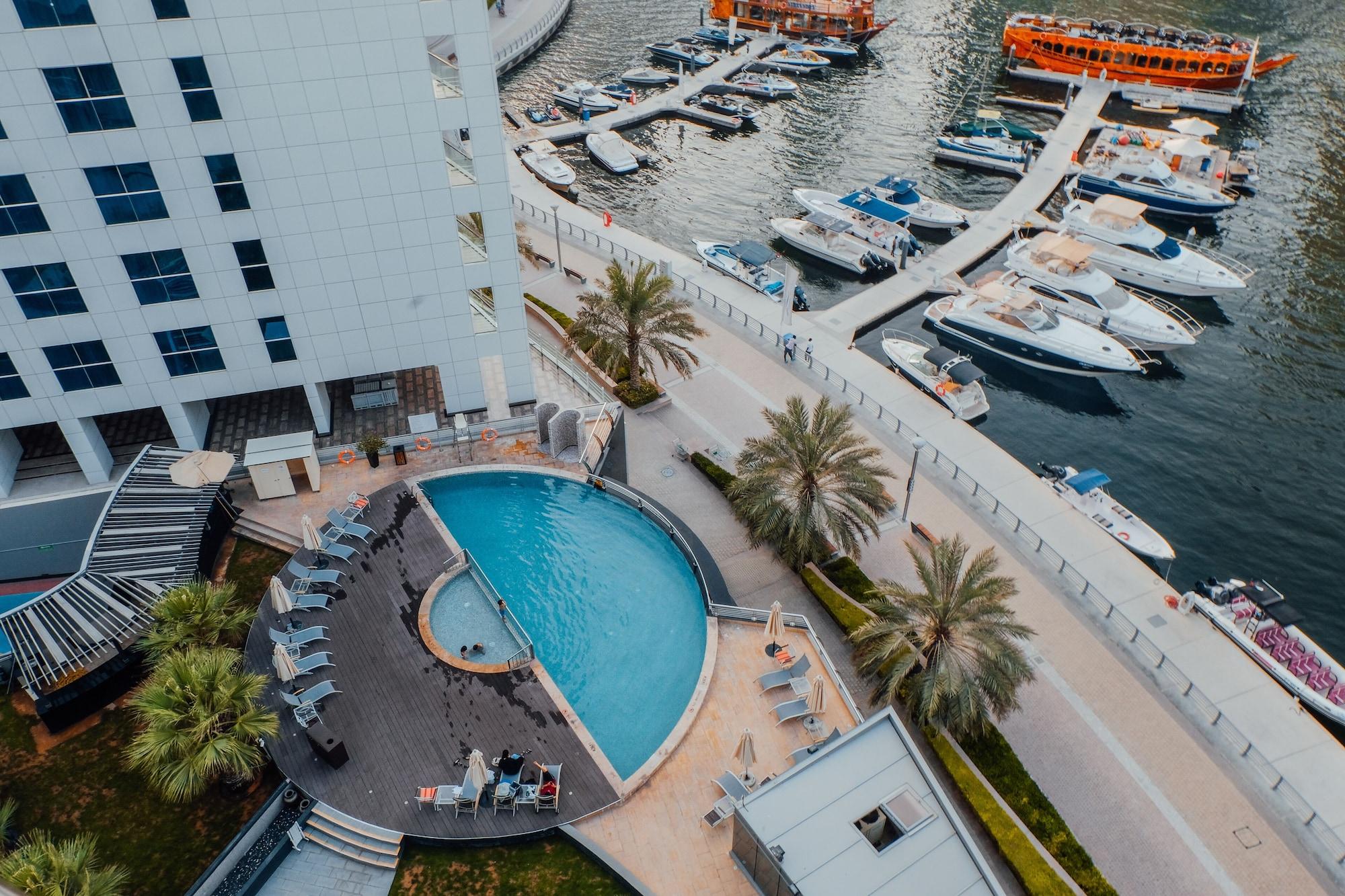 Aparthotel Signature And
